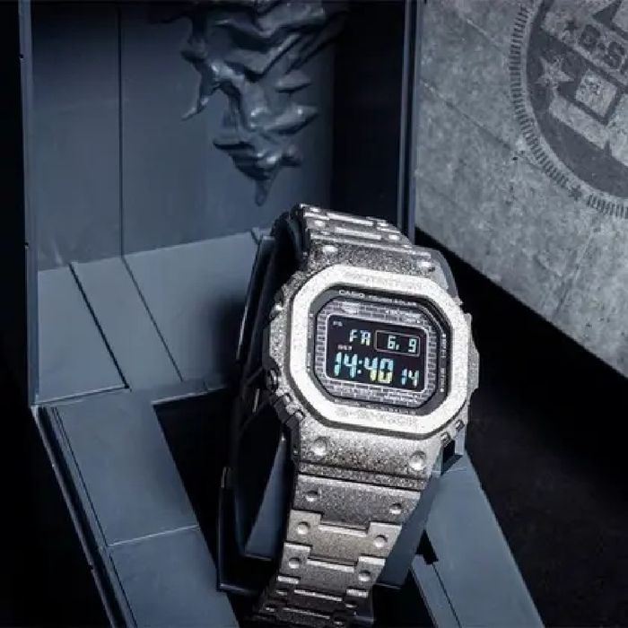 Relógio CASIO G-SHOCK Tough Solar digital GMW-B5000PS-1DR - aconfianca